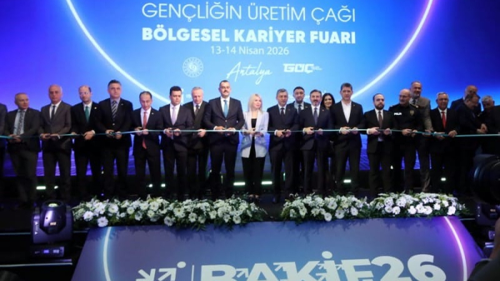 Batı Akdeniz Kariyer ve İstihdam Fuarı kapılarını açtı